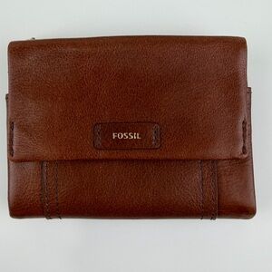 Fossil Brown Leather Flap Wallet Organizer Clutch Gold Hardware